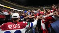 Má smlouva v NHL? Koho to teď zajímá, řekl se zlatem na krku Nečas a popsal zranění