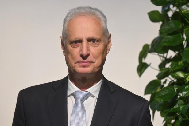 Basketbalové federace se ujme Zdeněk Bříza, nahradí Janstu