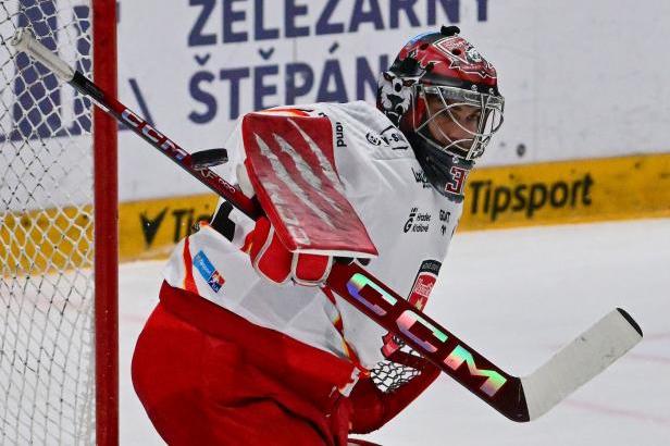 Hradecký gólman Škorvánek vychytal pátou nulu, Mountfield je...