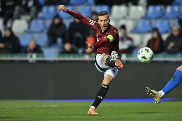 Sparta zarazila sérii nezdarů v Mladé Boleslavi, Baník kouše...