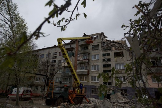Obytný dům ve Slovjansku po ruském útoku,  Autor: Anna Kudriavtseva,  Zdroj: Reuters