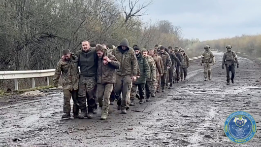 Návrat ukrajinských válečných zajatců Zdroj: Via Reuters
