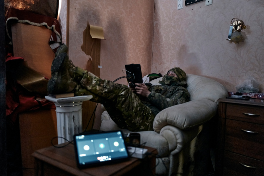 Ukrajinský voják v Bachmutu Zdroj: ČTK / AP / Libkos